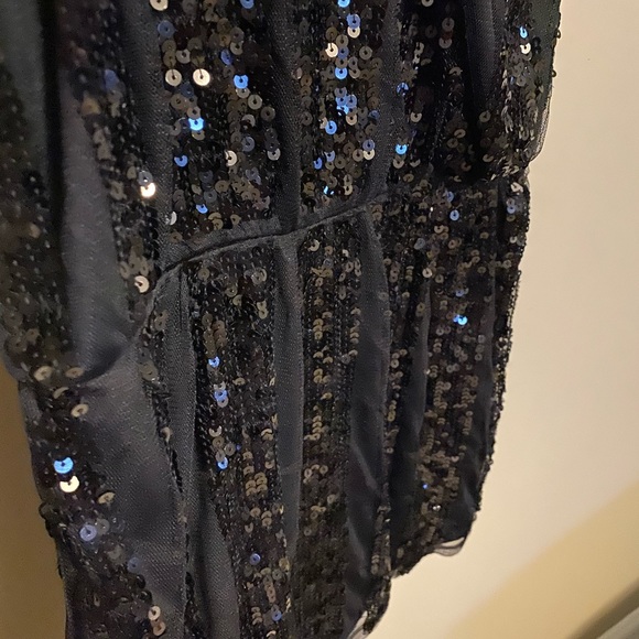 Sequence Mini - Picture 3 of 6